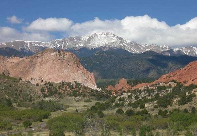 Hotel Fairfield And By Marriott Colorado Springs North Air Force Academy