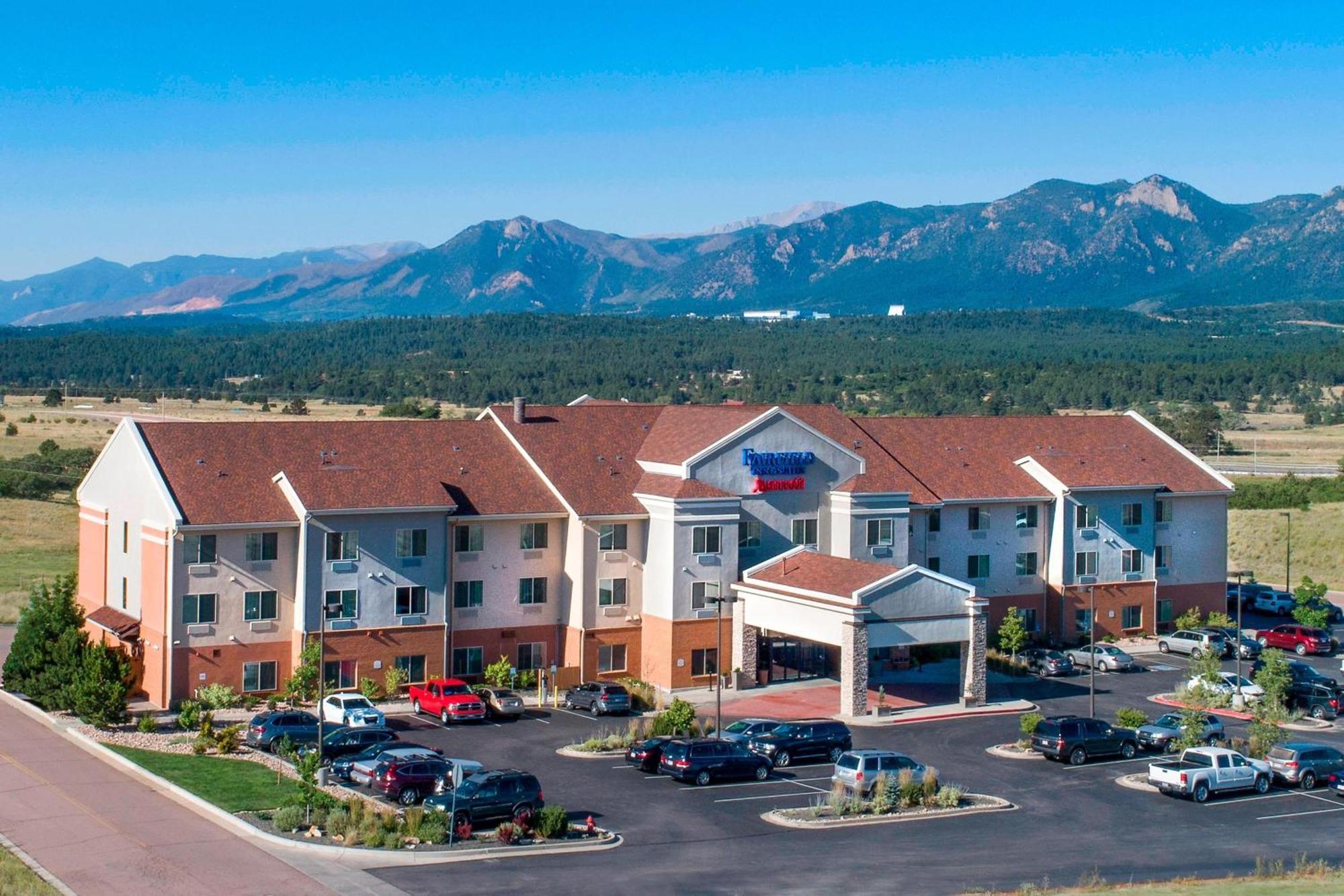 Hotel Fairfield And By Marriott Colorado Springs North Air Force Academy